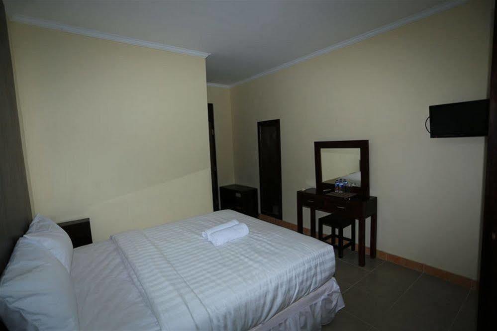 Jimbaran Lestari Hotel & Residence - Spa Exterior photo