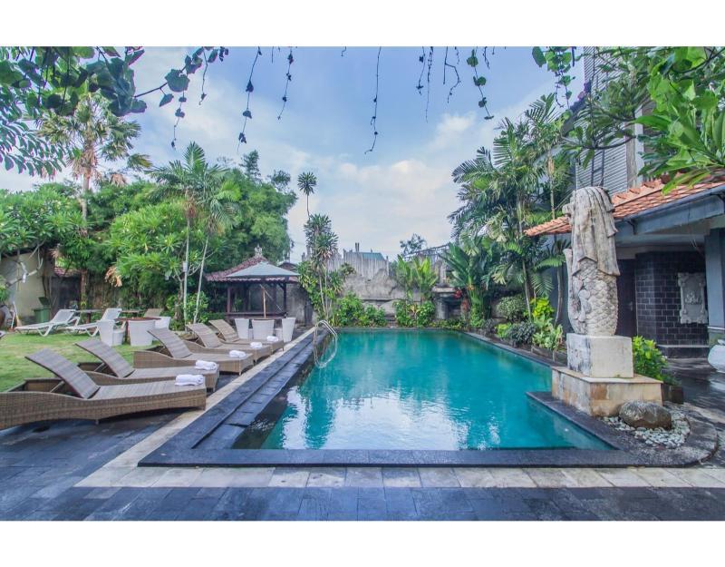 Jimbaran Lestari Hotel & Residence - Spa Exterior photo