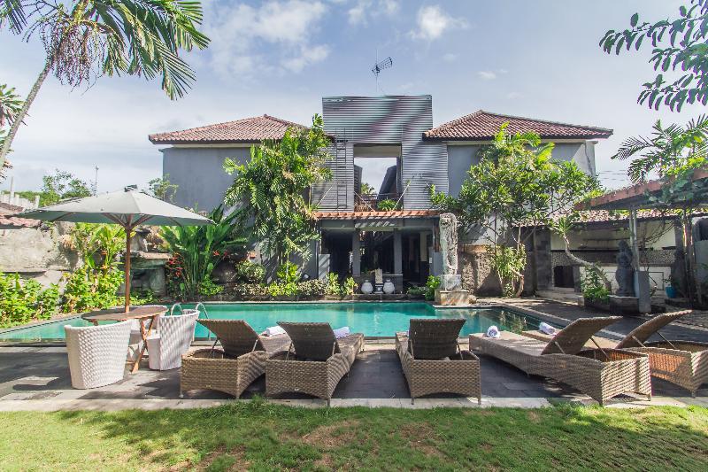 Jimbaran Lestari Hotel & Residence - Spa Exterior photo